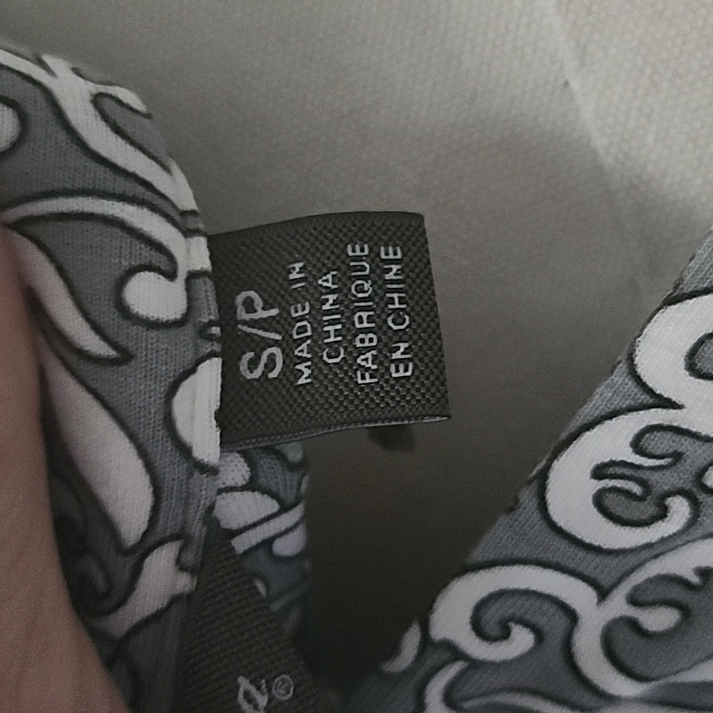 Tommy Bahama Maxi - Picture 8 of 8